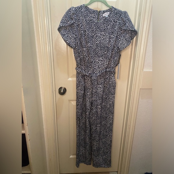 Romper - Picture 2 of 4